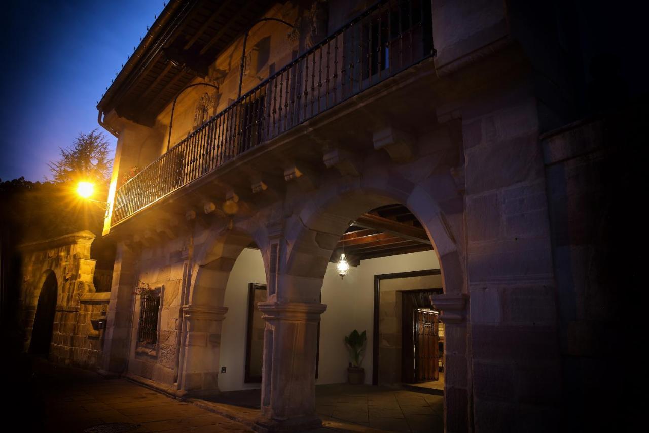 Готель Casona De La Pinta Riocorvo Екстер'єр фото